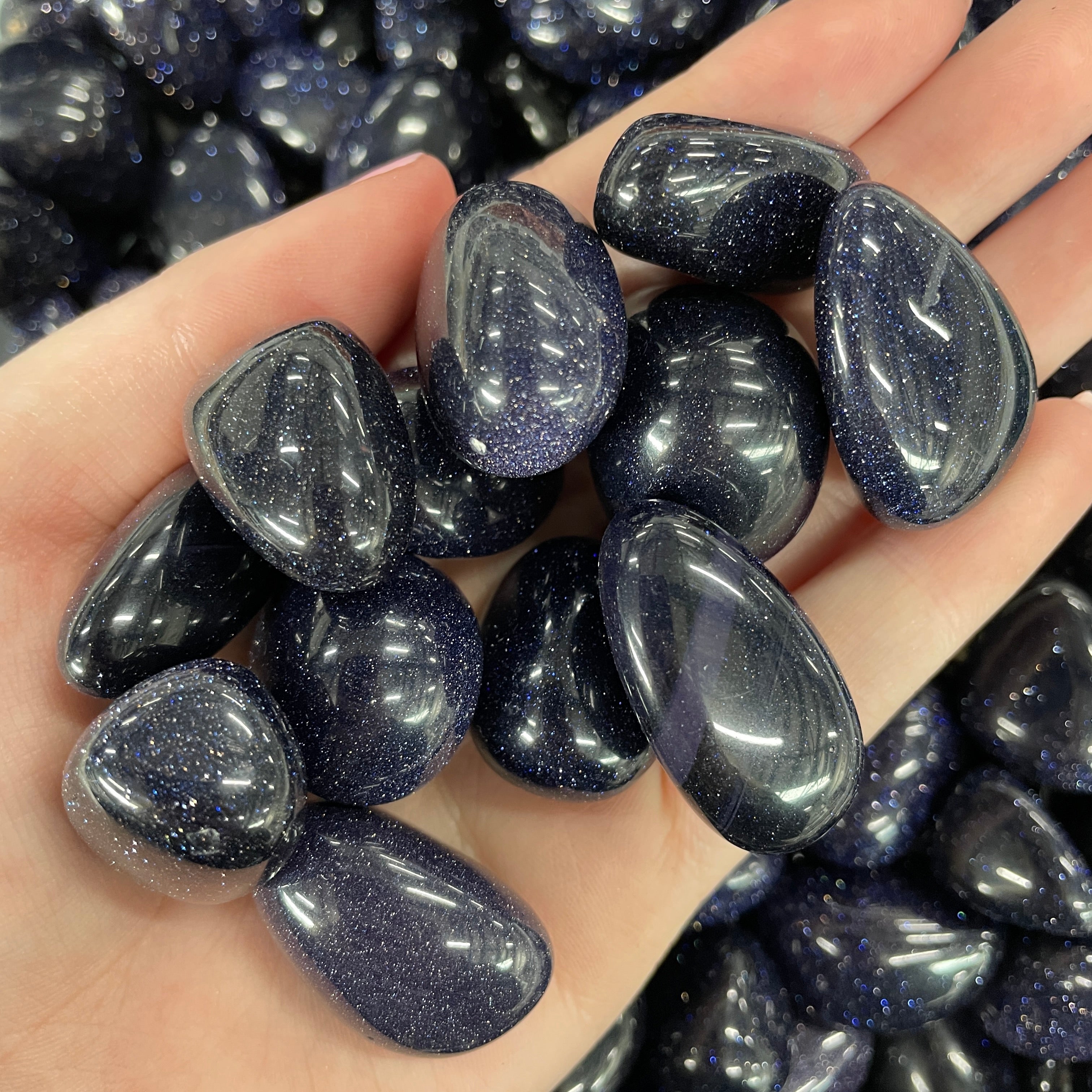 Blue Goldstone - Tumbled - (80-100pc) - 1 KG Blue Goldstone - Tumbled - (80-100pc) - 1 KG